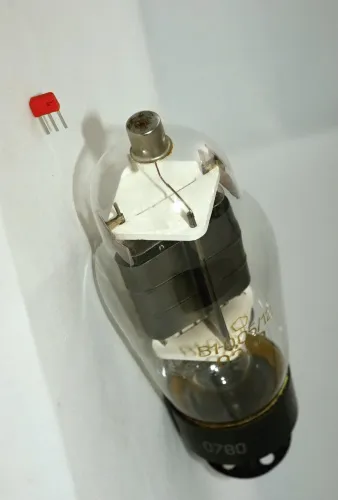 В1-0,05/12 кенотрон фото 2